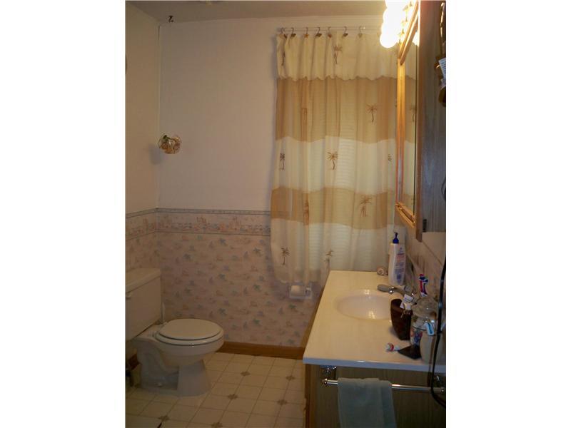 674 Gilmour Road Somerset, PA 15501 - Photo 12 of 22 Master Bath/Spa.