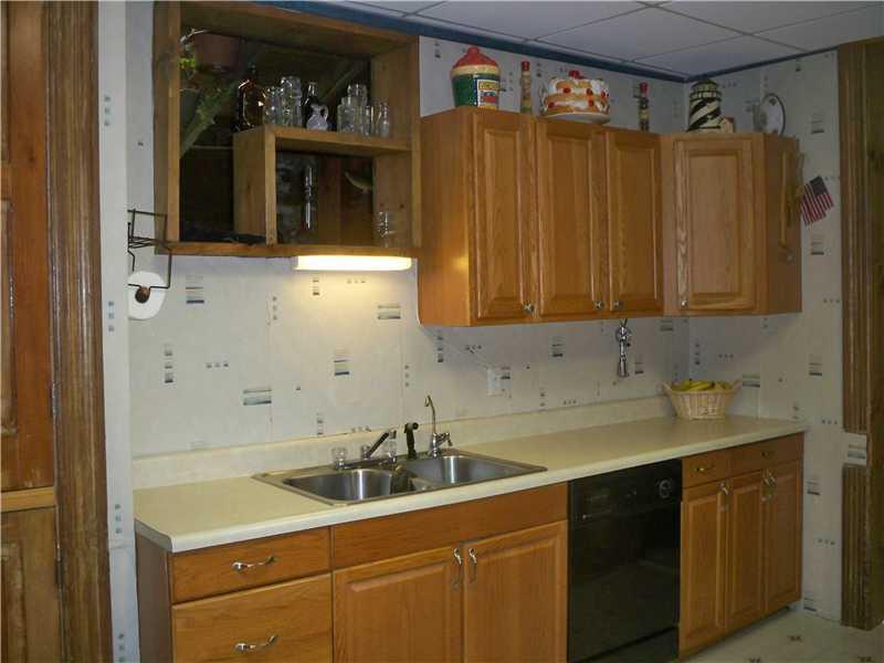 674 Gilmour Road Somerset, PA 15501 - Photo 6 of 22 Kitchen.