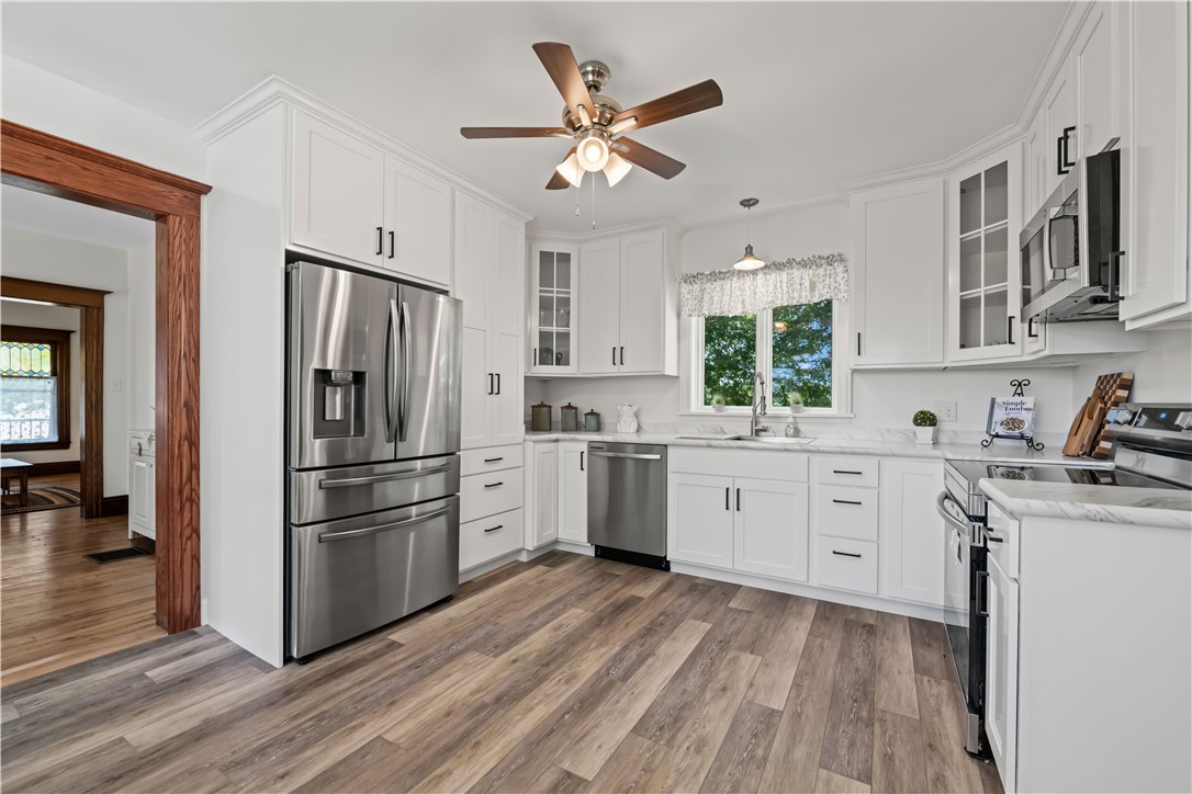 15607 Lakeshore Road Kendall, NY 14477 - Photo 6 of 46