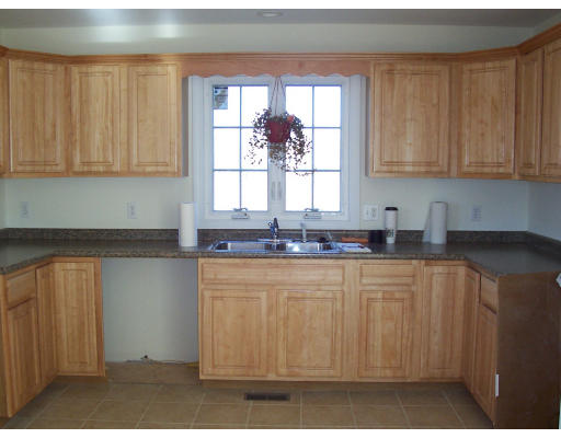292 Neptune Street Fall River, MA 02721 - Photo 3 of 6 Gallery Image 3