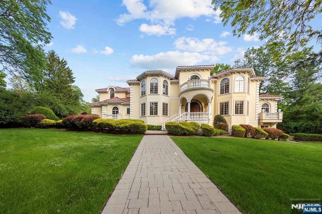 5 Ellen's Way Alpine, NJ 07620 - Photo 7 of 49