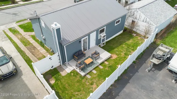 $215,000 | 2001 Rigg Street, Dunmore, PA 18512