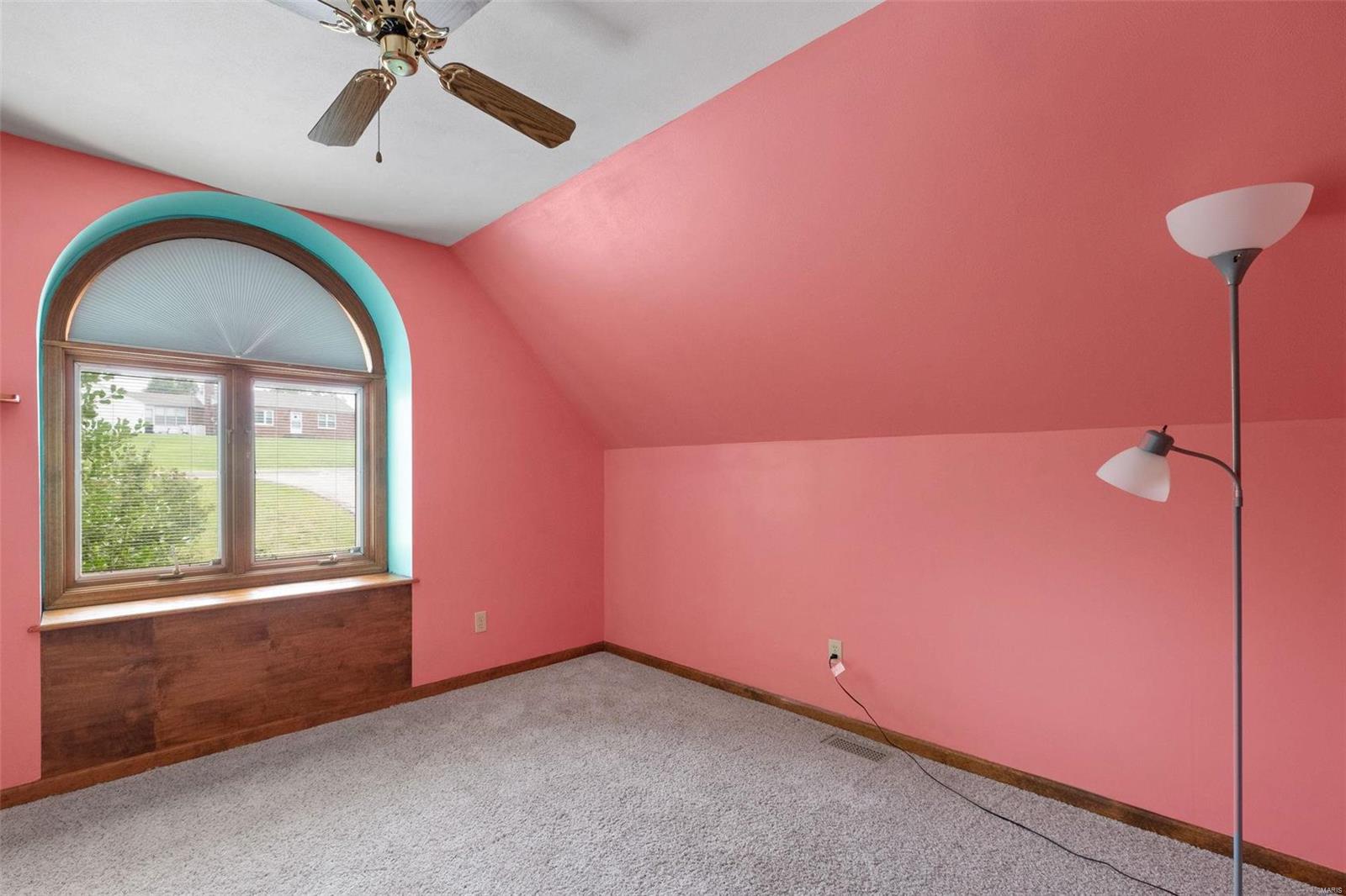 6127 Erb Road St. Louis, MO 63129 - Photo 26 of 42