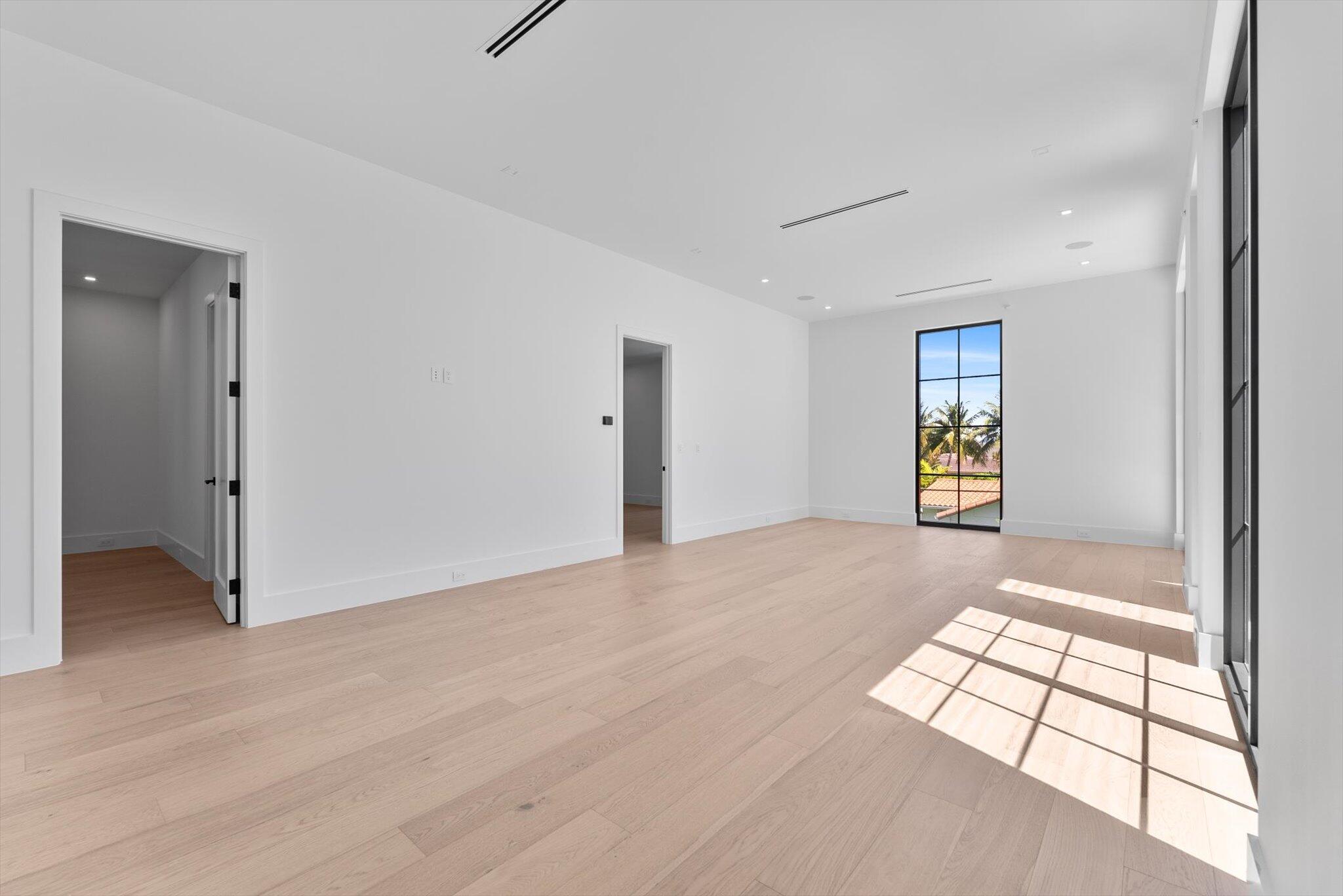 880 Northeast 3rd Avenue Boca Raton, FL 33432 - Photo 57 of 100 Loft/flex room