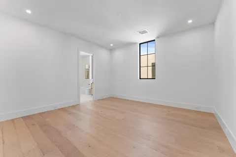 $5,950,000 | 880 Northeast 3rd Avenue, Boca Raton, FL 33432