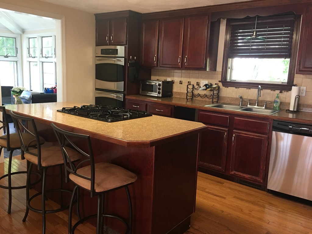 127 Old Road Dracut, MA 01826 - Photo 3 of 29 Gallery Image 3