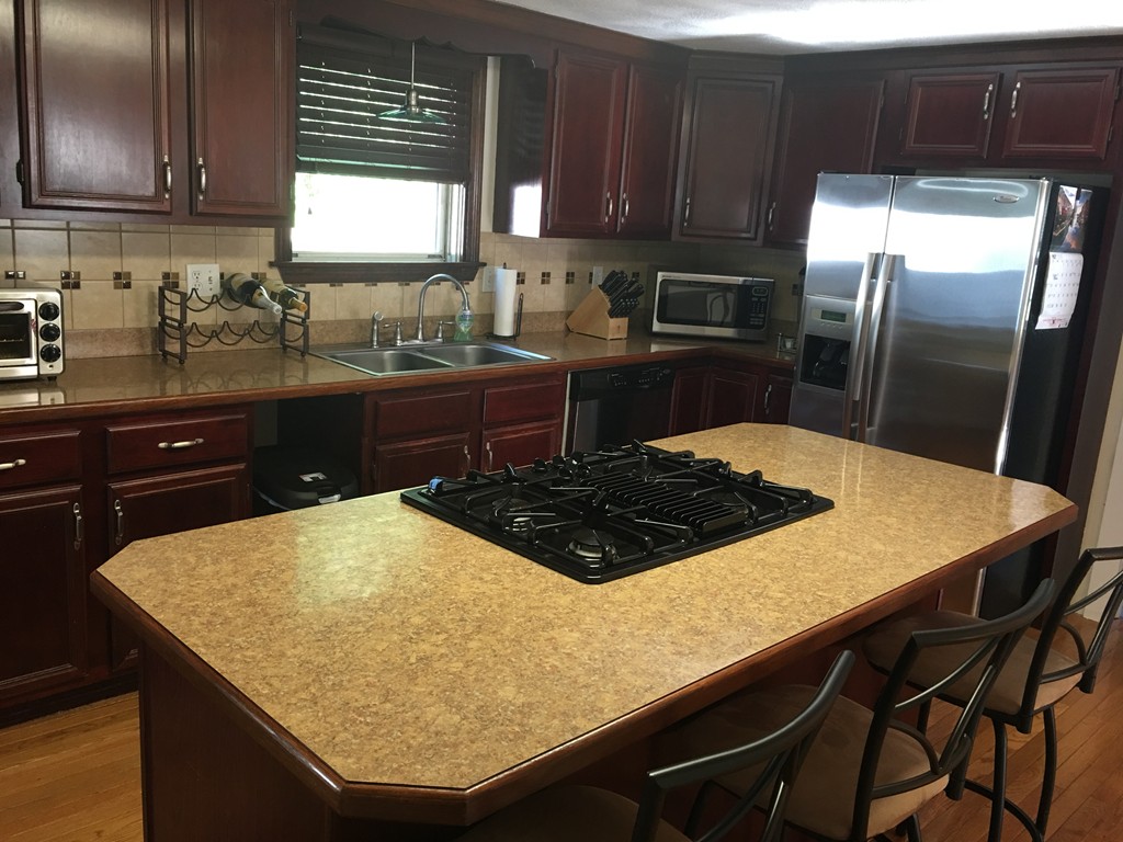 127 Old Road Dracut, MA 01826 - Photo 4 of 29 Gallery Image 4