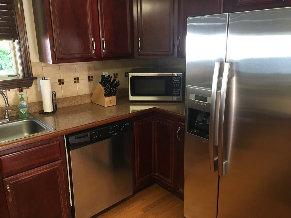 127 Old Road Dracut, MA 01826 - Photo 5 of 29 Gallery Image 5