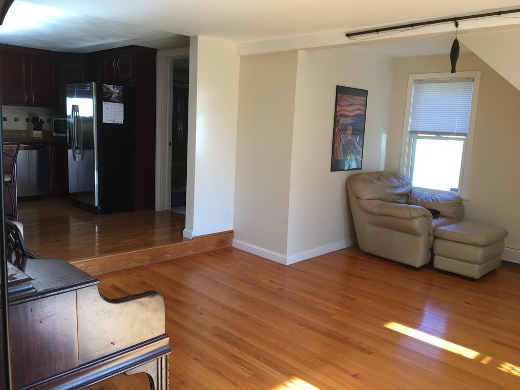 127 Old Road Dracut, MA 01826 - Photo 10 of 29 Gallery Image 10