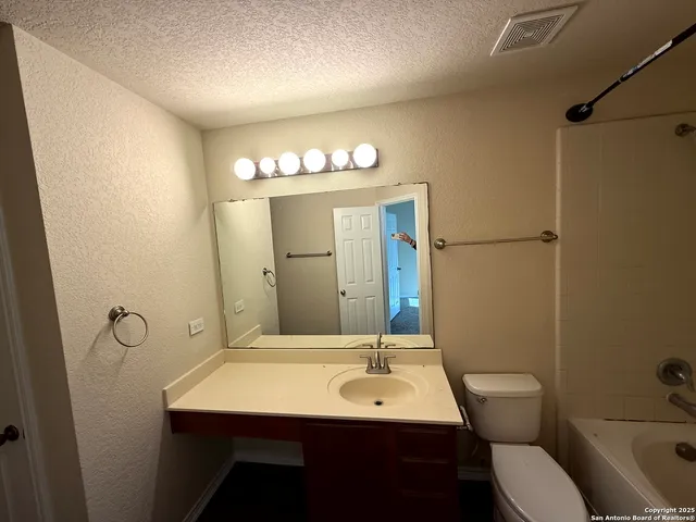 $1,775 | 6527 San Miguel Way, Converse, TX 78109