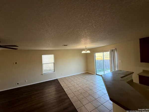 $1,625 | 6527 San Miguel Way, Converse, TX 78109