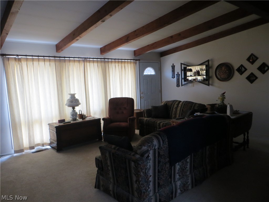 1117 Military Road Zanesville, OH 43701 - Photo 3 of 20