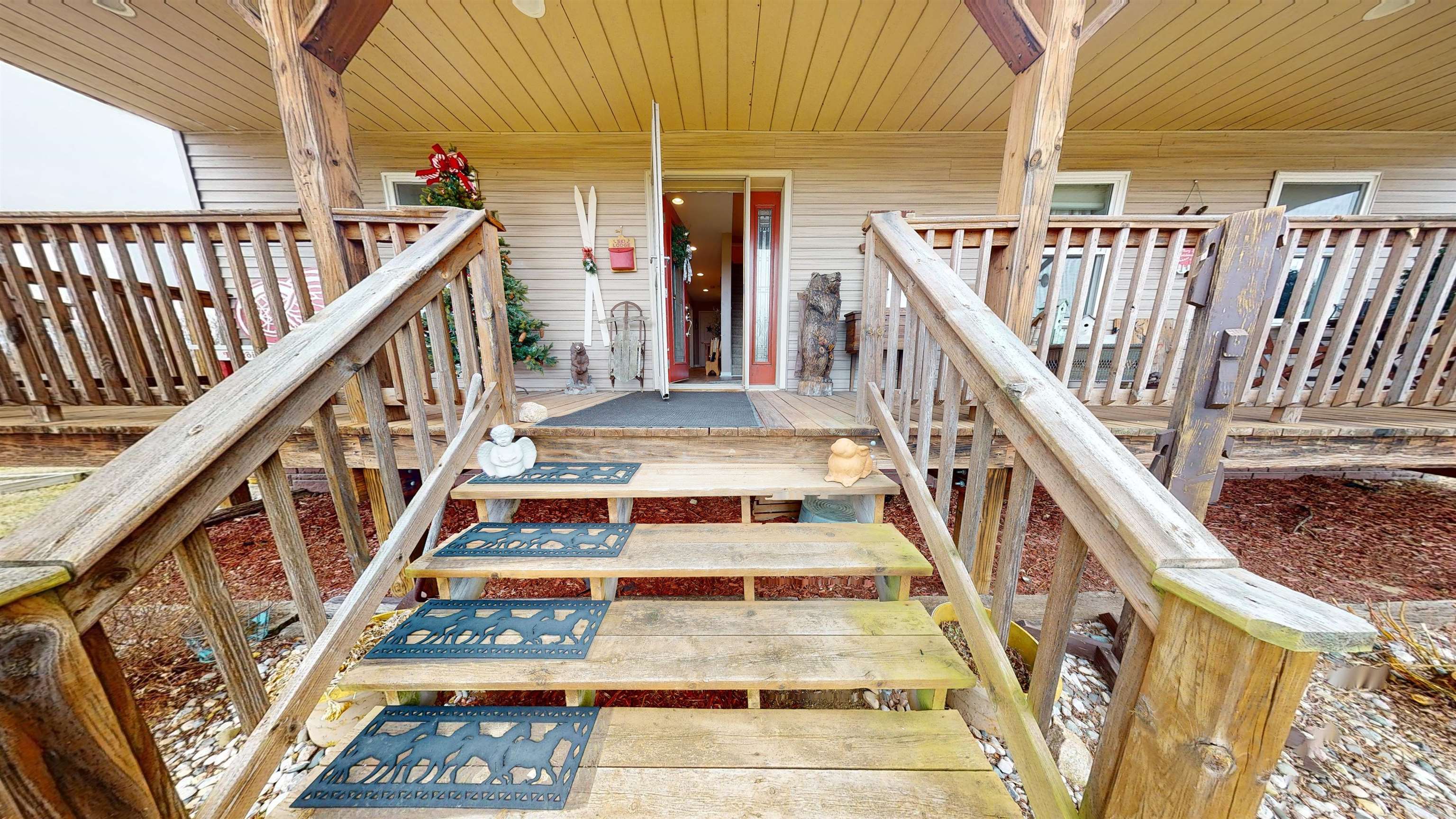5233 Arbela Road Millington, MI 48746 - Photo 3 of 93 50086716-2.JPG