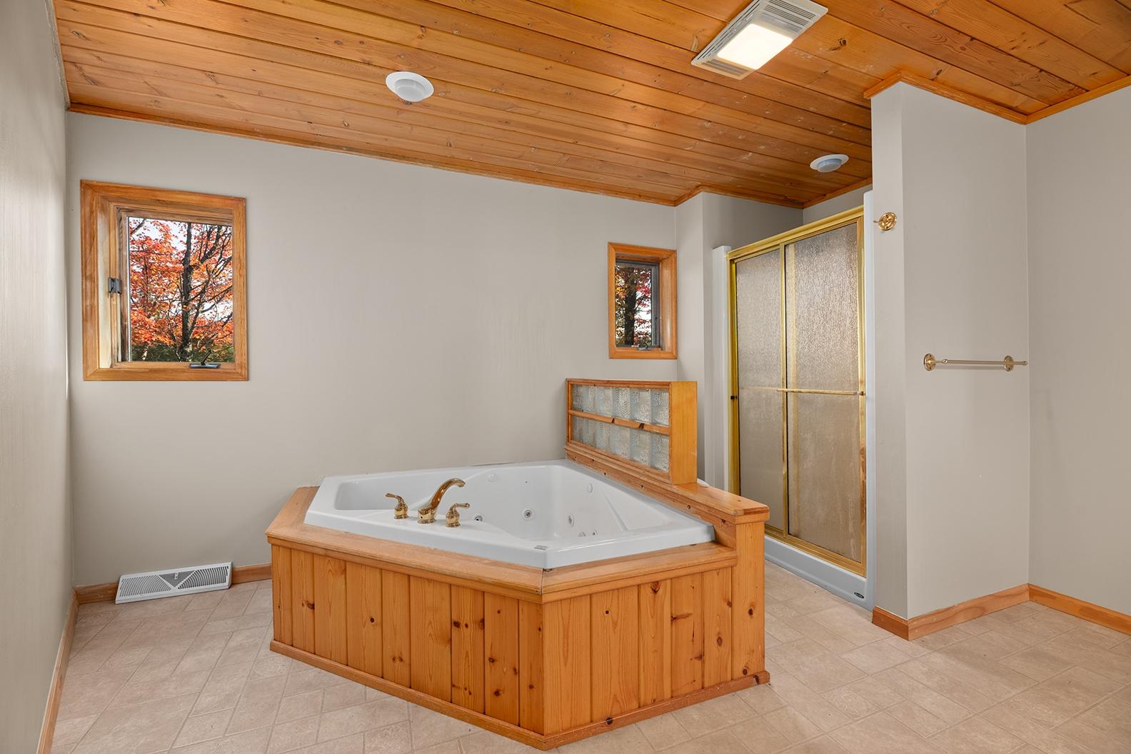 4674 Lily Bass Road Rhinelander, WI 54501 - Photo 12 of 43 Gallery Image 12