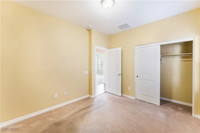 $2,550 | 11243 Filmore Heights Court, Las Vegas, NV 89135