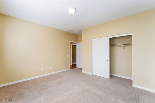 $2,550 | 11243 Filmore Heights Court, Las Vegas, NV 89135