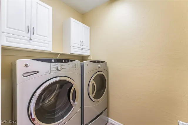 $2,550 | 11243 Filmore Heights Court, Las Vegas, NV 89135