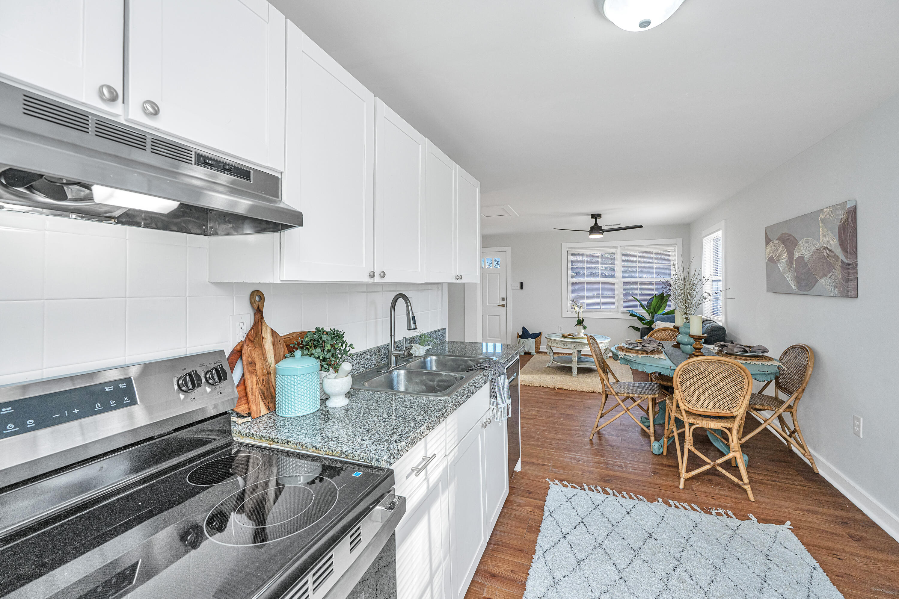 2328 Meridian Road North Charleston, SC 29405 - Photo 12 of 34 2328MeridianRd019