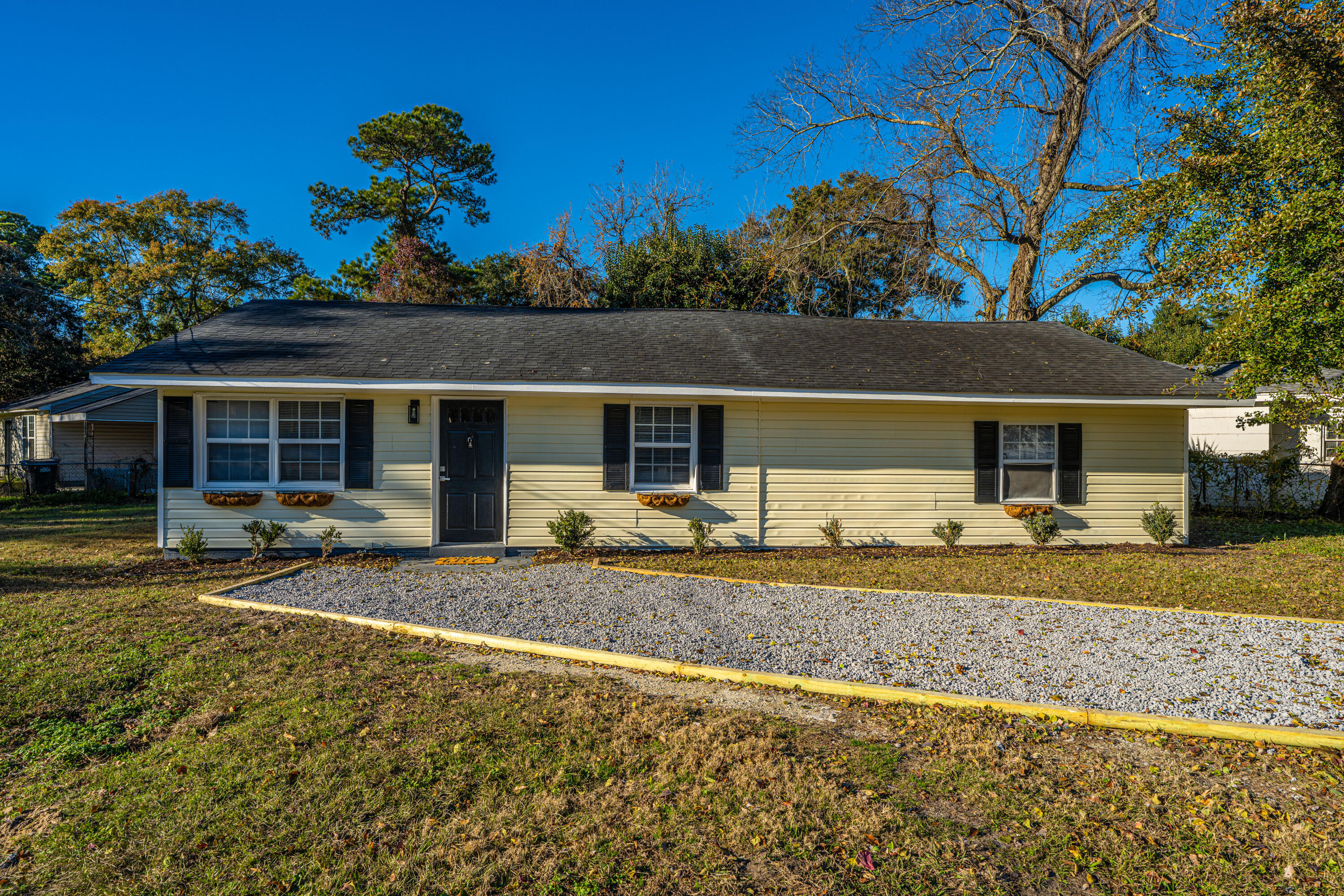 2328 Meridian Road North Charleston, SC 29405 - Photo 2 of 34 2328MeridianRd002