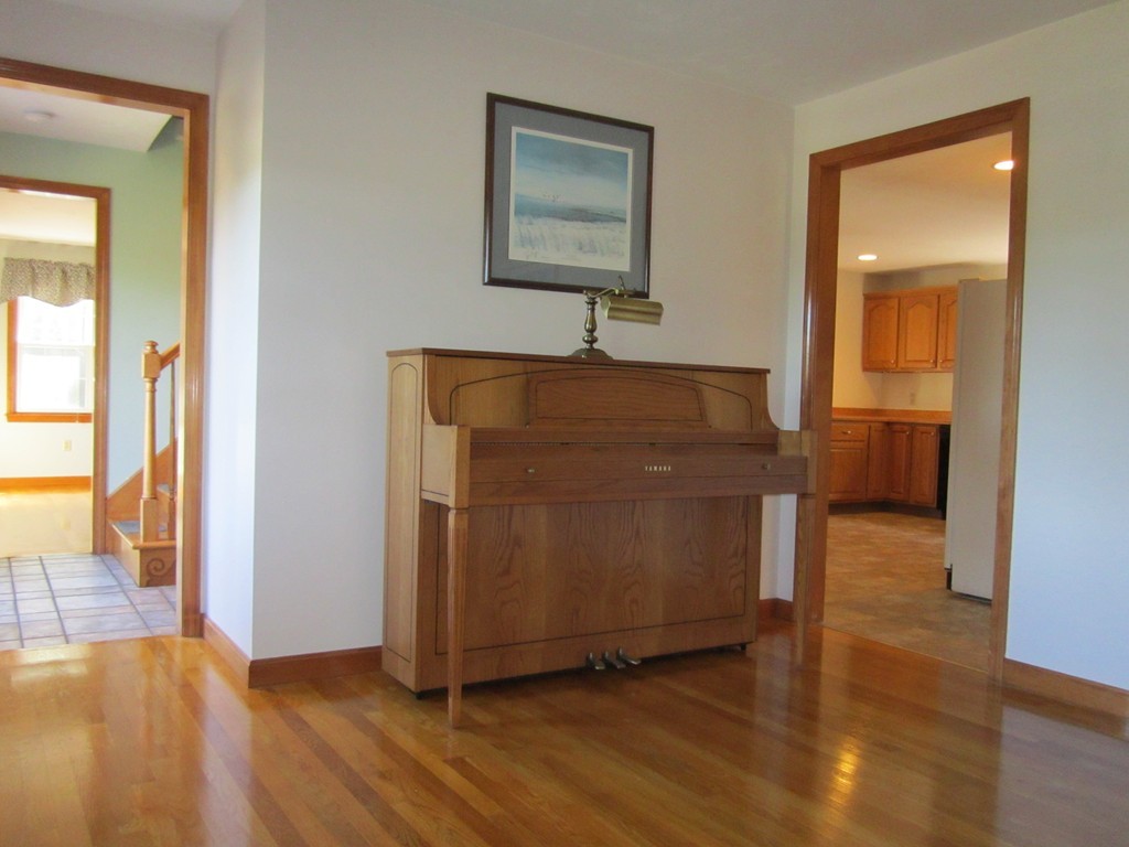3 Proprietors Place Rutland, MA 01543 - Photo 8 of 23