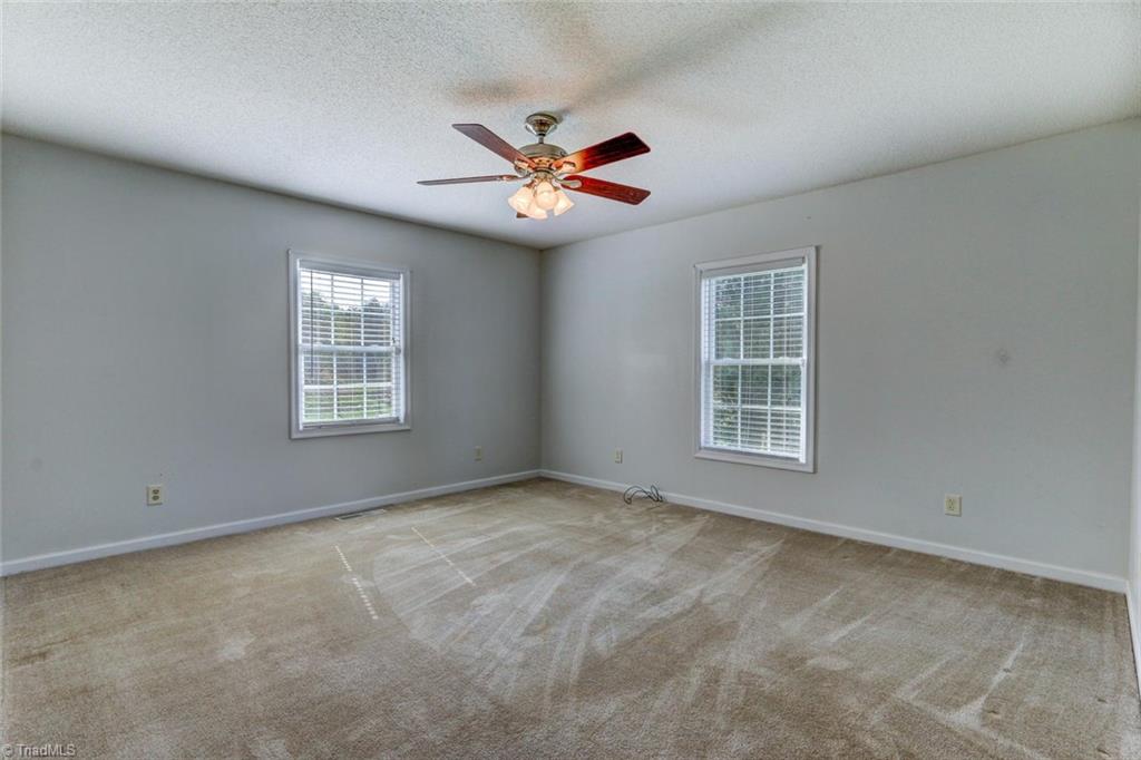 140 Slaydon Road Eden, NC 27288 - Photo 11 of 30 Master bedroom