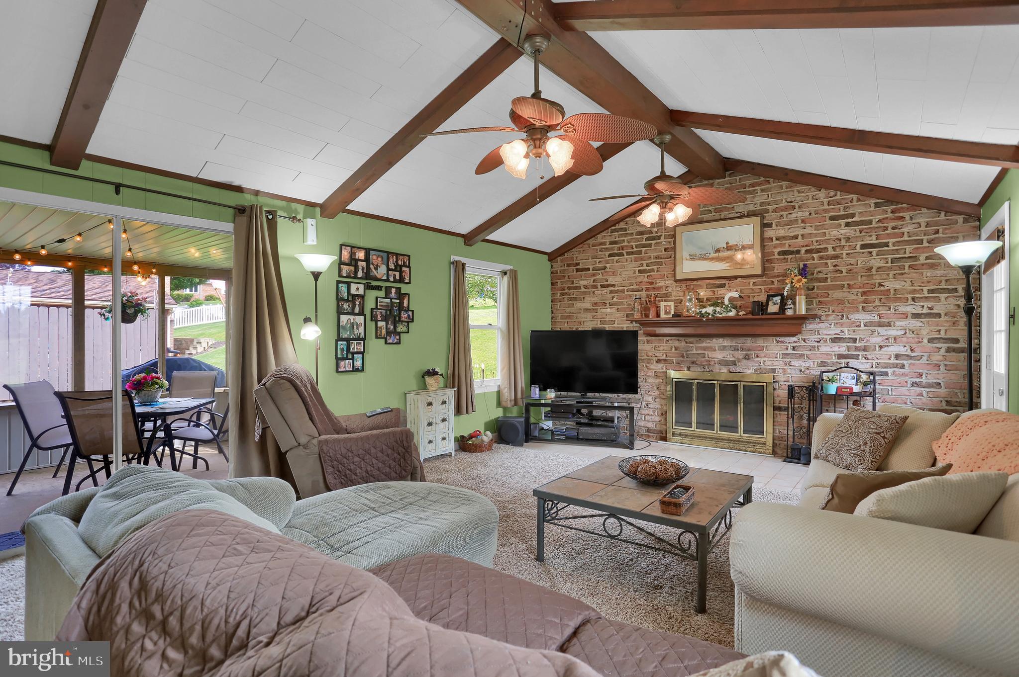 710 Hillcrest Road York, PA 17403 - Photo 14 of 33 Gallery Image 14