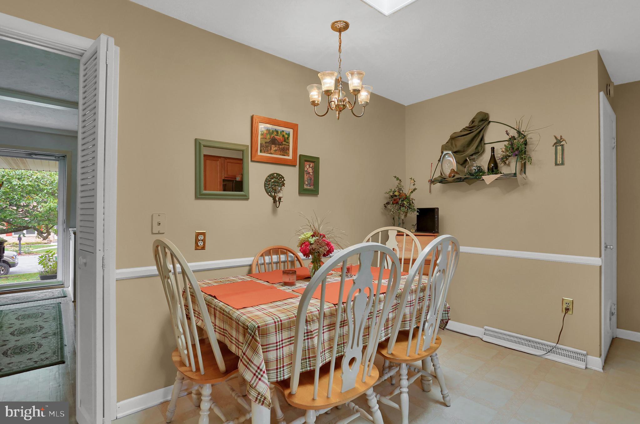 710 Hillcrest Road York, PA 17403 - Photo 9 of 33 Gallery Image 9