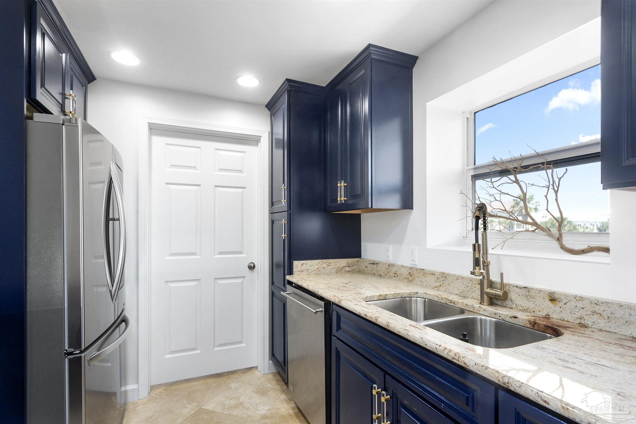 1299 Fort Pickens Road, Unit 6 Gulf Breeze, FL 32561 - Photo 7 of 50