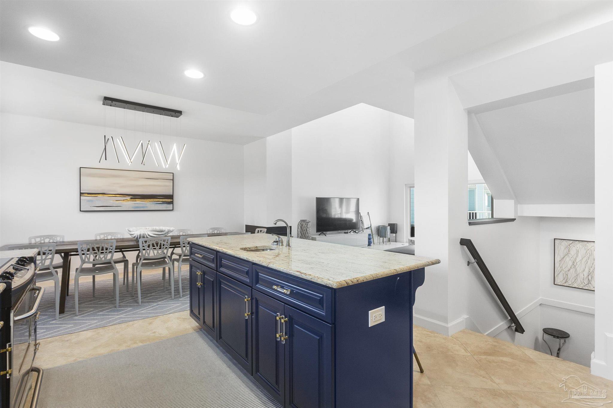 1299 Fort Pickens Road, Unit 6 Gulf Breeze, FL 32561 - Photo 8 of 50