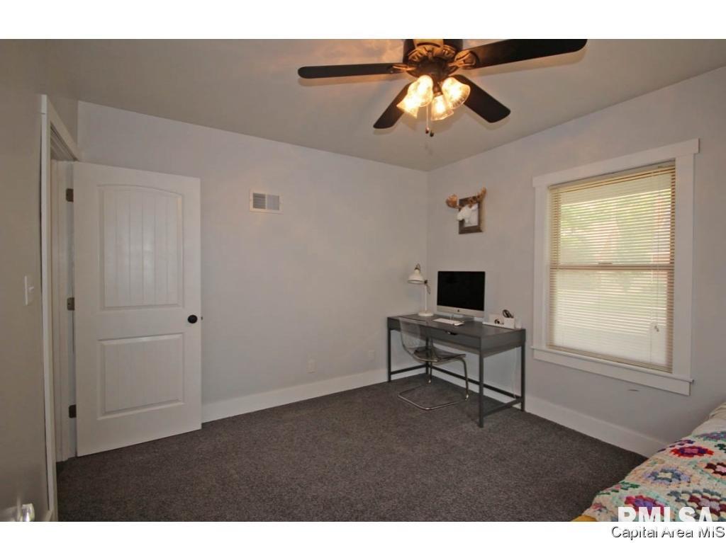 2140 Marland Street Springfield, IL 62702 - Photo 12 of 26