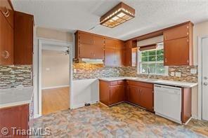 4810 Holders Road Greensboro, NC 27405 - Photo 4 of 21