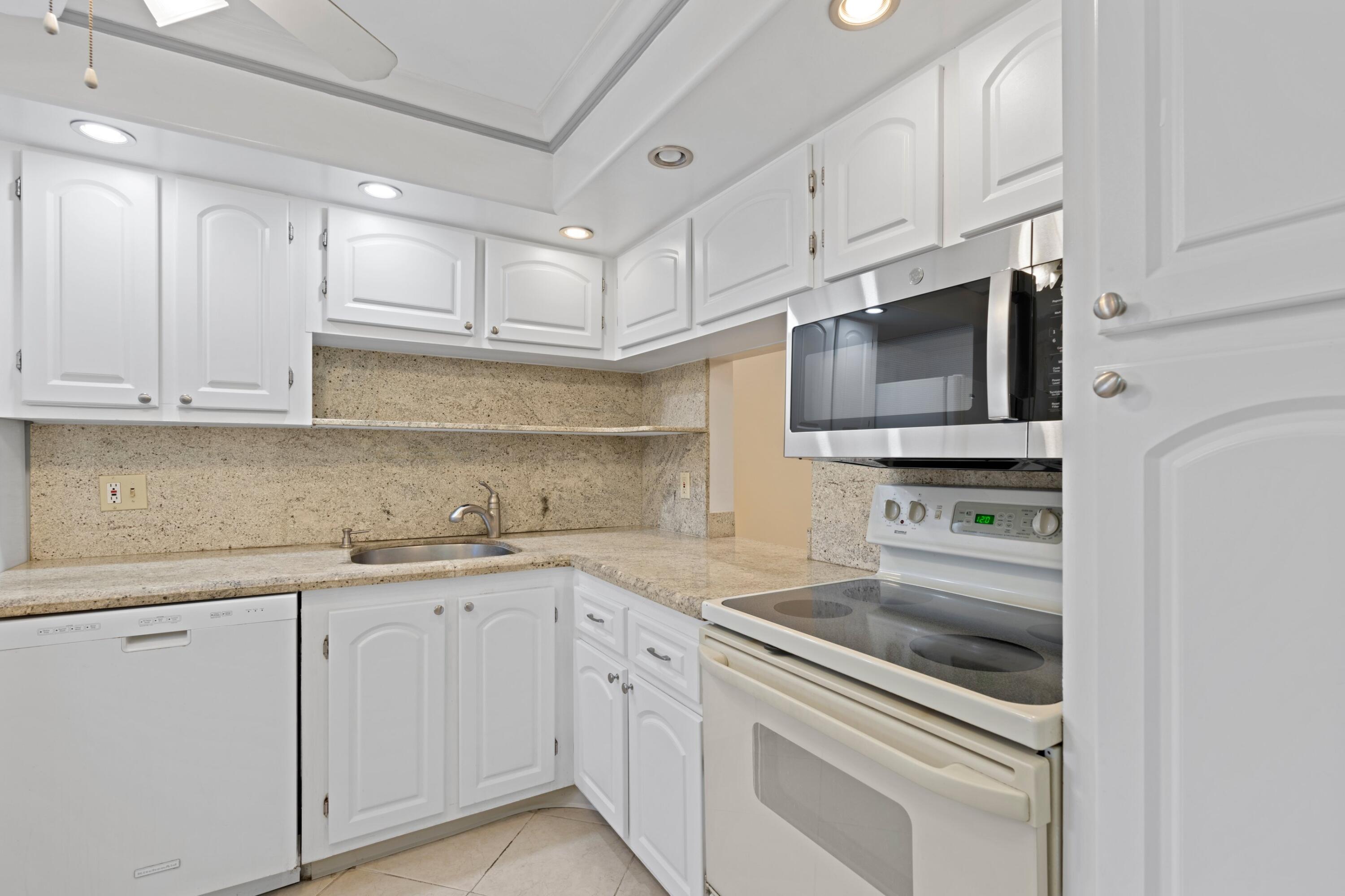 5961 Northwest 2nd Avenue, Unit 209 Boca Raton, FL 33487 - Photo 9 of 35 Kitchen