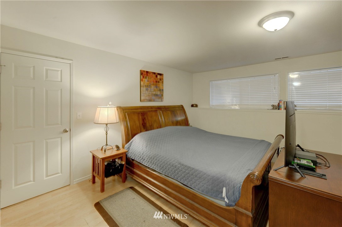 2416 198th Place Southeast Bothell, WA 98012 - Photo 15 of 17 Gallery Image 15