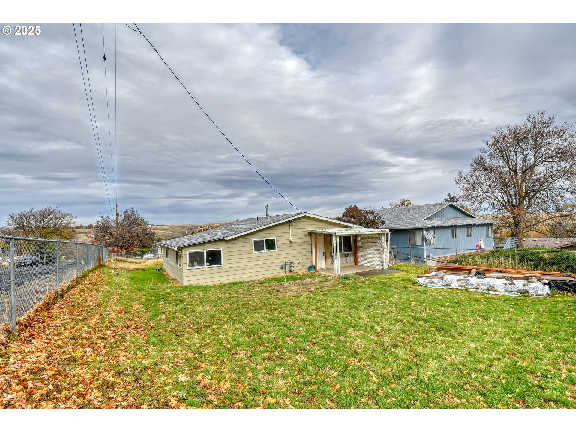 703 Southeast Isaac Avenue Pendleton, OR 97801 - Photo 1 of 18