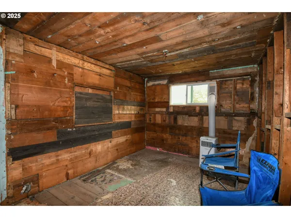 $65,000 | 703 Southeast Isaac Avenue, Pendleton, OR 97801