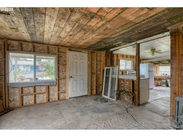 $65,000 | 703 Southeast Isaac Avenue, Pendleton, OR 97801