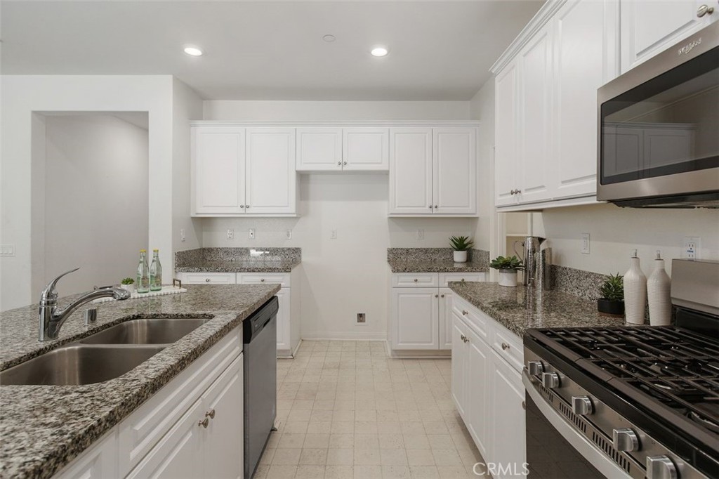 7640 Sweet Rnch Circle Riverside, CA 92507 - Photo 18 of 36 Gallery Image 18