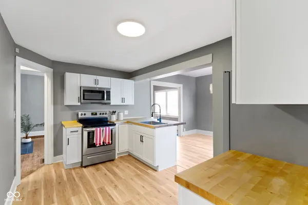 $399,999 | 3960 North Illinois Street, Indianapolis, IN 46208