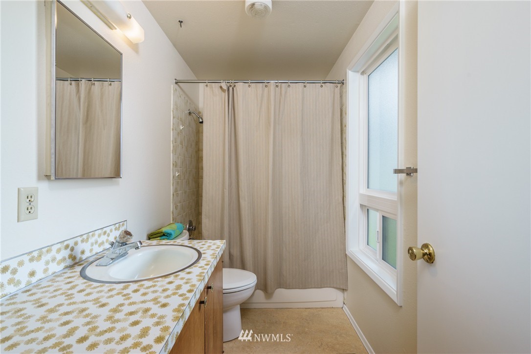5161 Guemes Island Road Anacortes, WA 98221 - Photo 15 of 16 Gallery Image 15