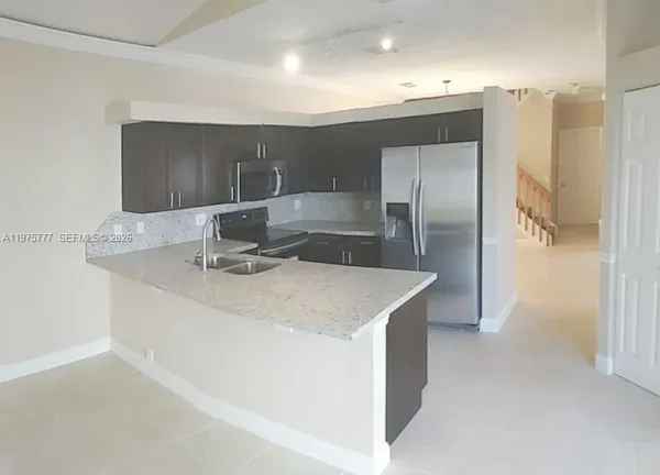 $3,200 | 7506 Northwest 3rd Court, Plantation, FL 33317
