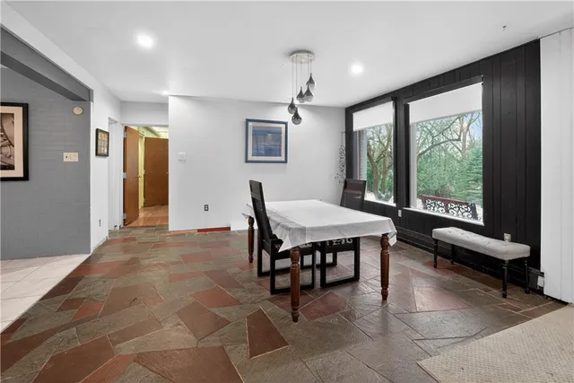 $279,900 | 290 Maple Drive, Greensburg, PA 15601