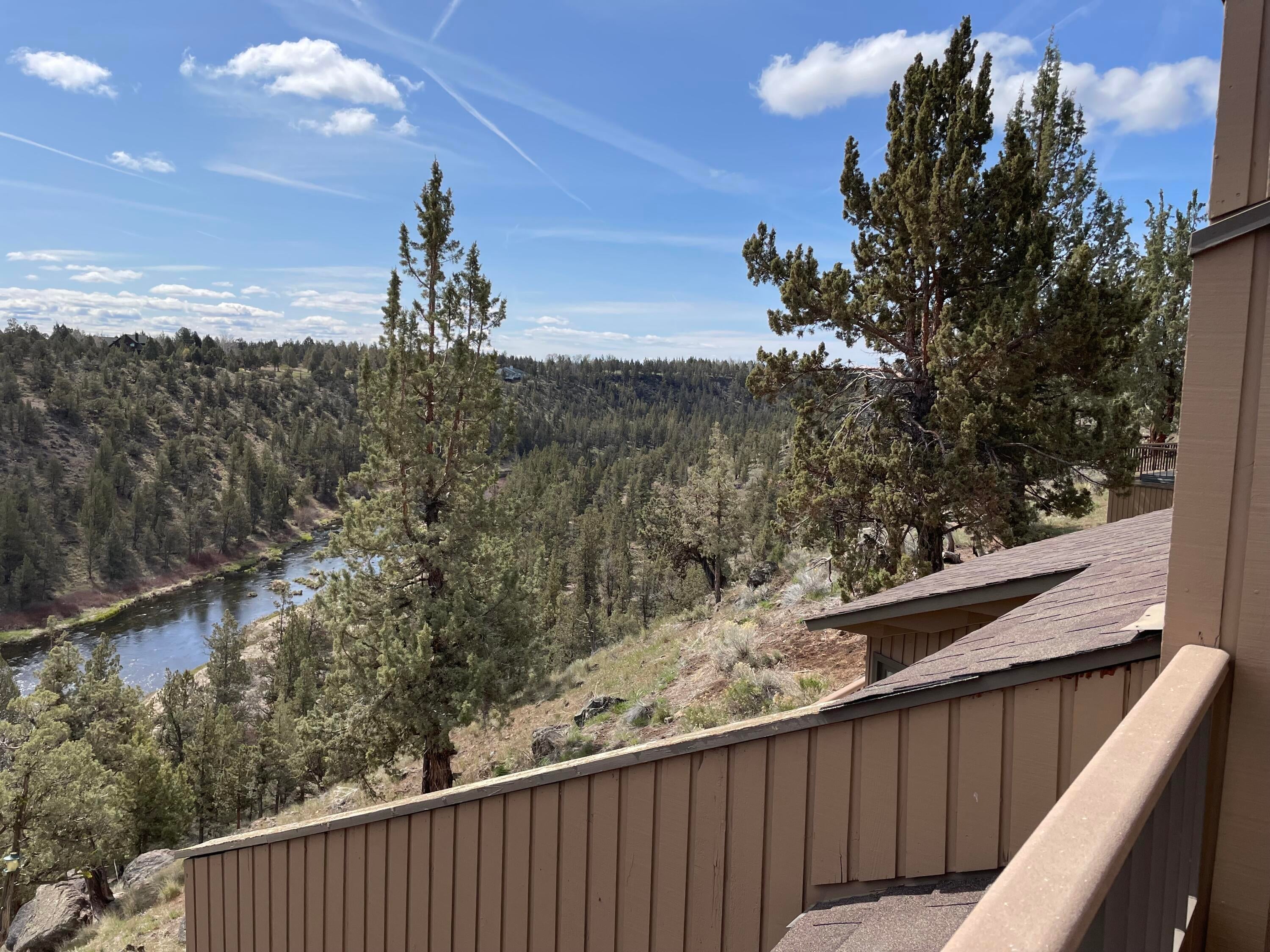 2340 Snowgoose Drive, Unit RV9D Redmond, OR 97756 - Photo 22 of 33 upper deck view