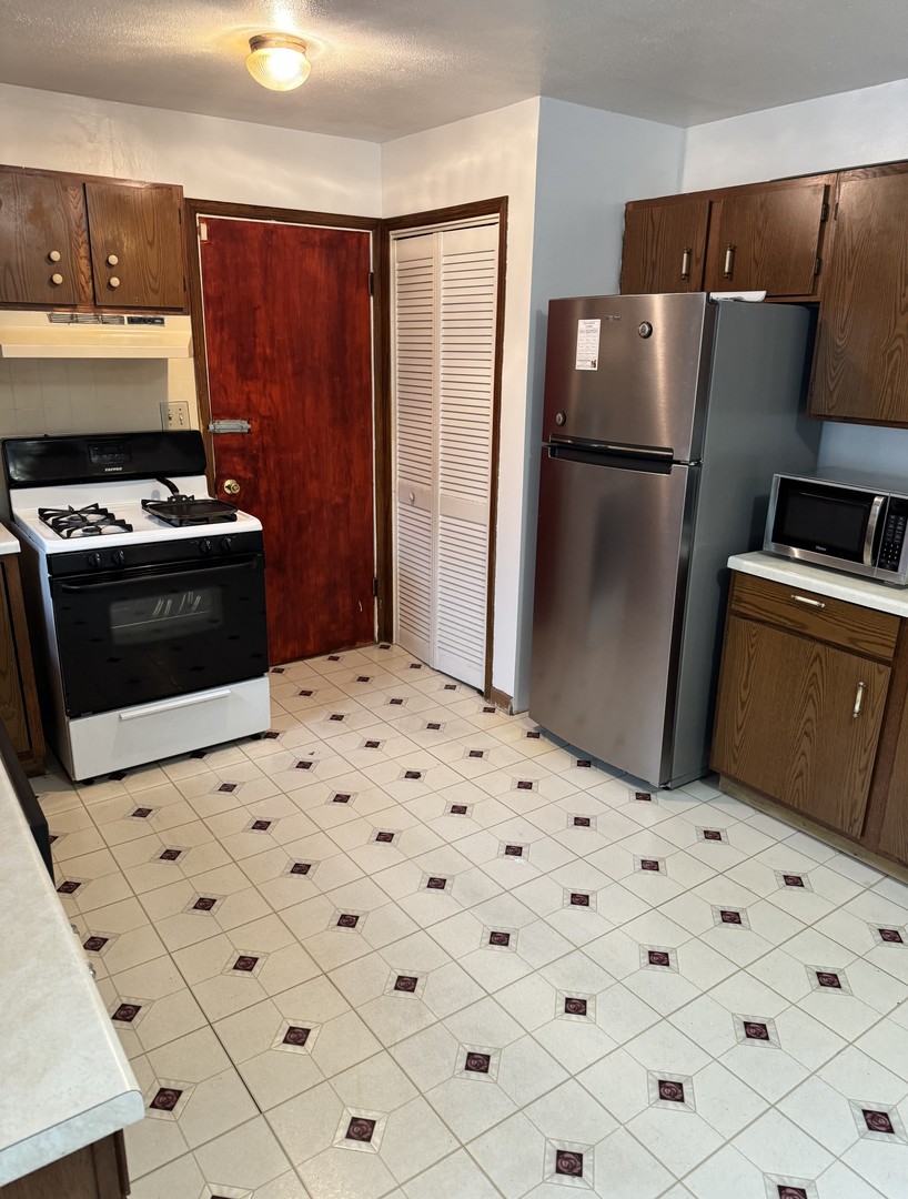 316 West Ave H Rochelle, IL 61068 - Photo 12 of 24 Gallery Image 12