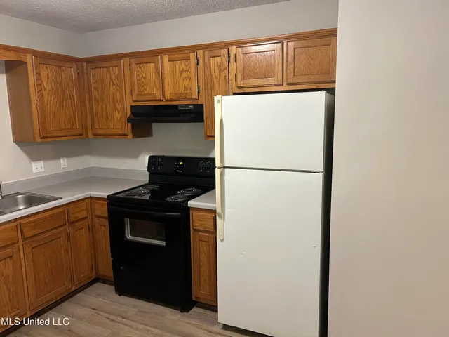 $1,095 | 6795 Blocker Street, Unit 16, Olive Branch, MS 38654