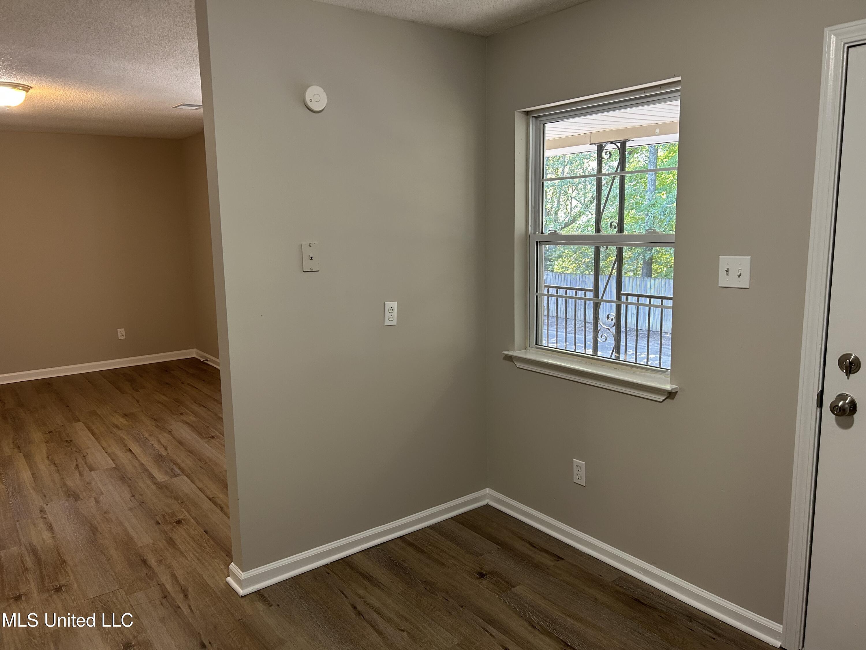 6795 Blocker Street, Unit 16 Olive Branch, MS 38654 - Photo 7 of 13 Photo Oct 15 2025, 1 42 19 PM