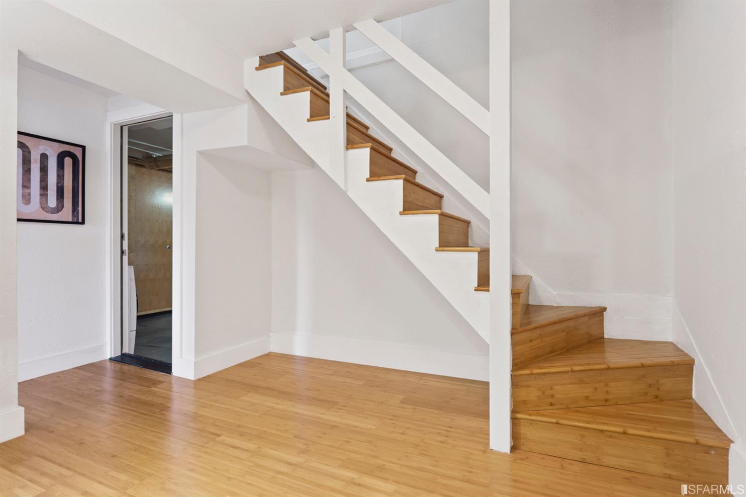 26 Eagle Street San Francisco, CA 94114 - Photo 30 of 56 a view of entryway and hall with wooden floor