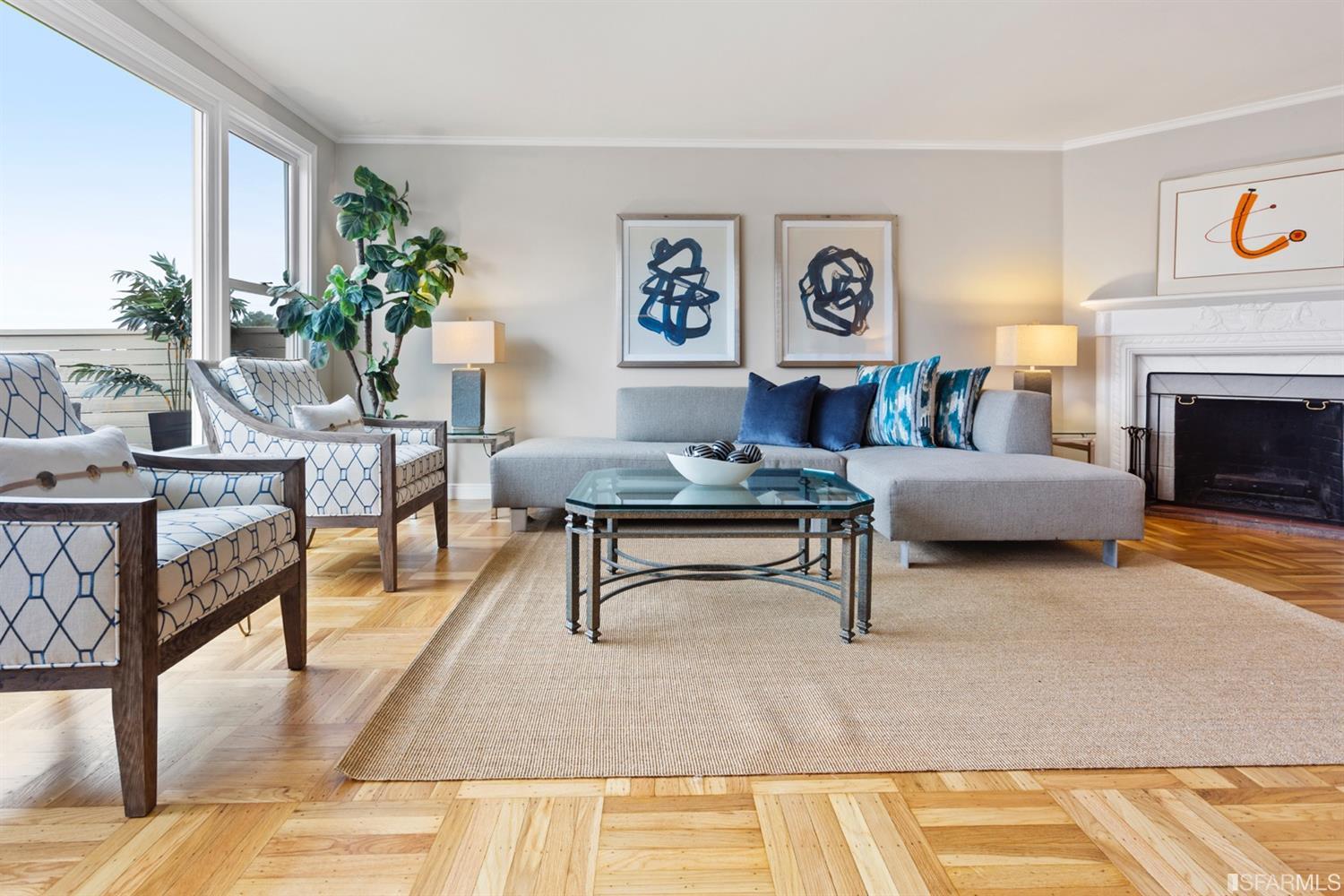 26 Eagle Street San Francisco, CA 94114 - Photo 5 of 56 a living room with furniture and a fireplace