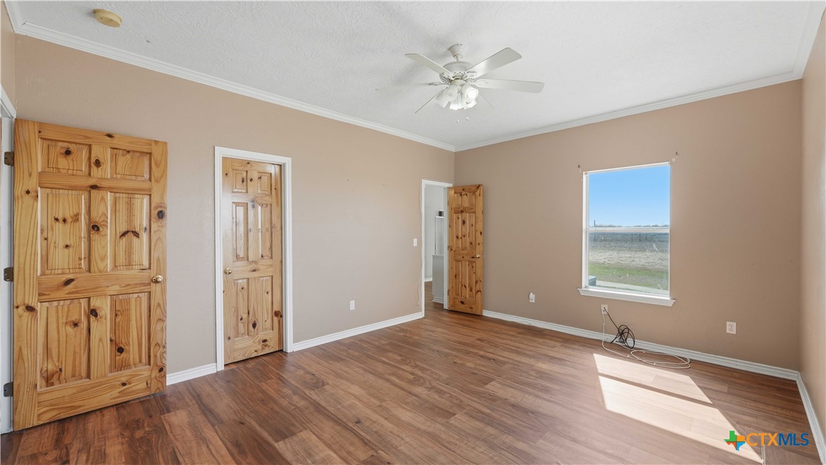 4355 South E River Road Martindale, TX 78655 - Photo 21 of 28 Main bedroom