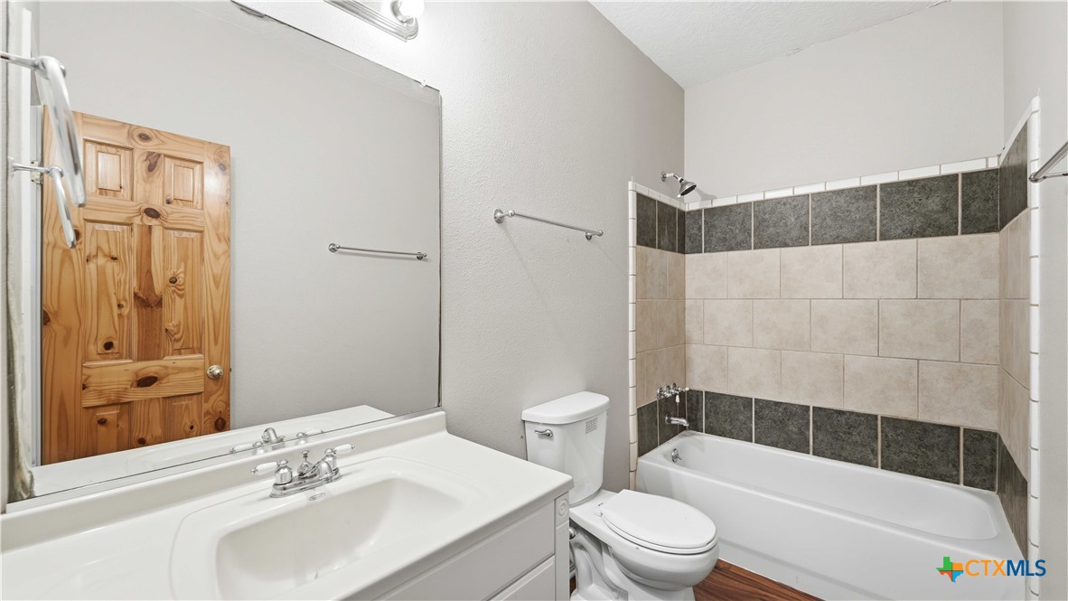 4355 South E River Road Martindale, TX 78655 - Photo 28 of 28 Guest bath
