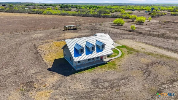 $549,900 | 4355 South E River Road, Martindale, TX 78655
